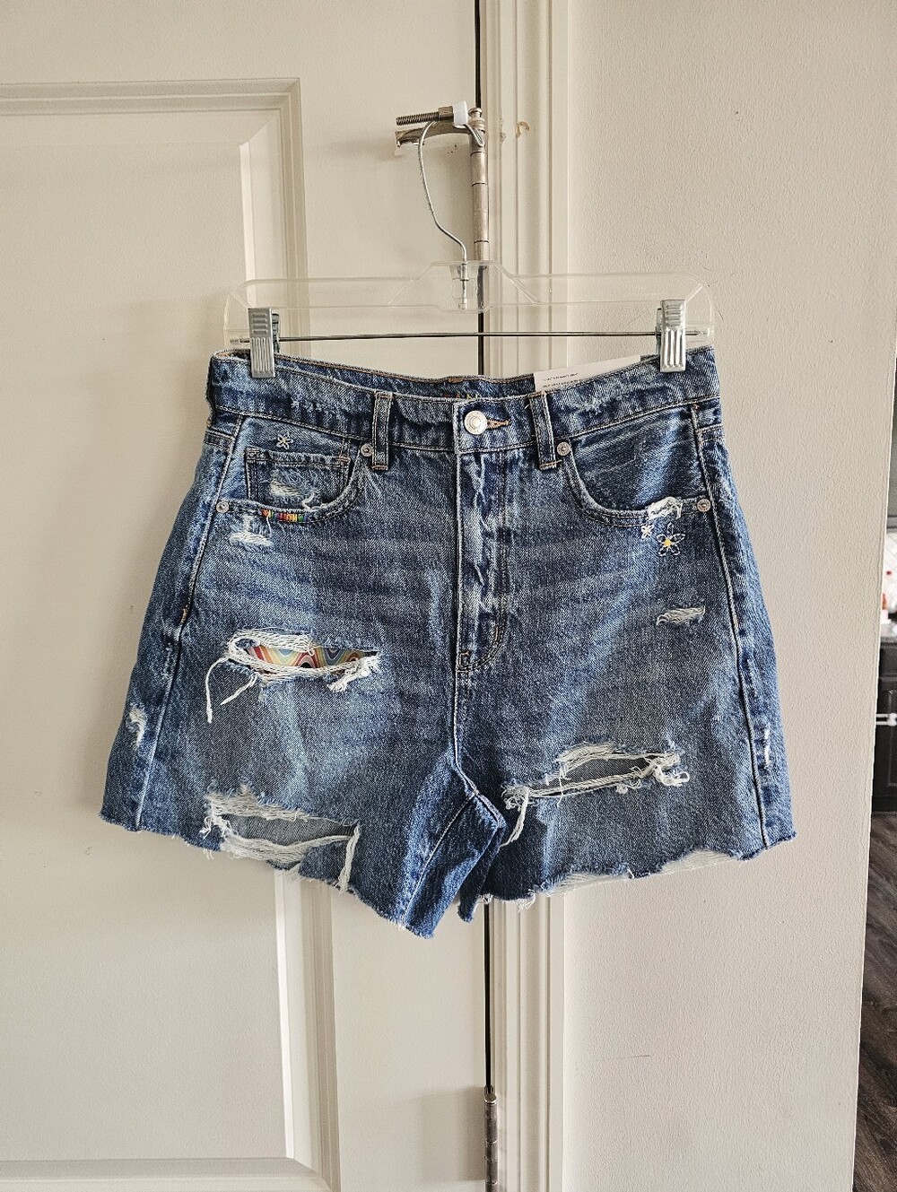 American Eagle Highest Rise Baggy Shorts - Picture 3 of 7